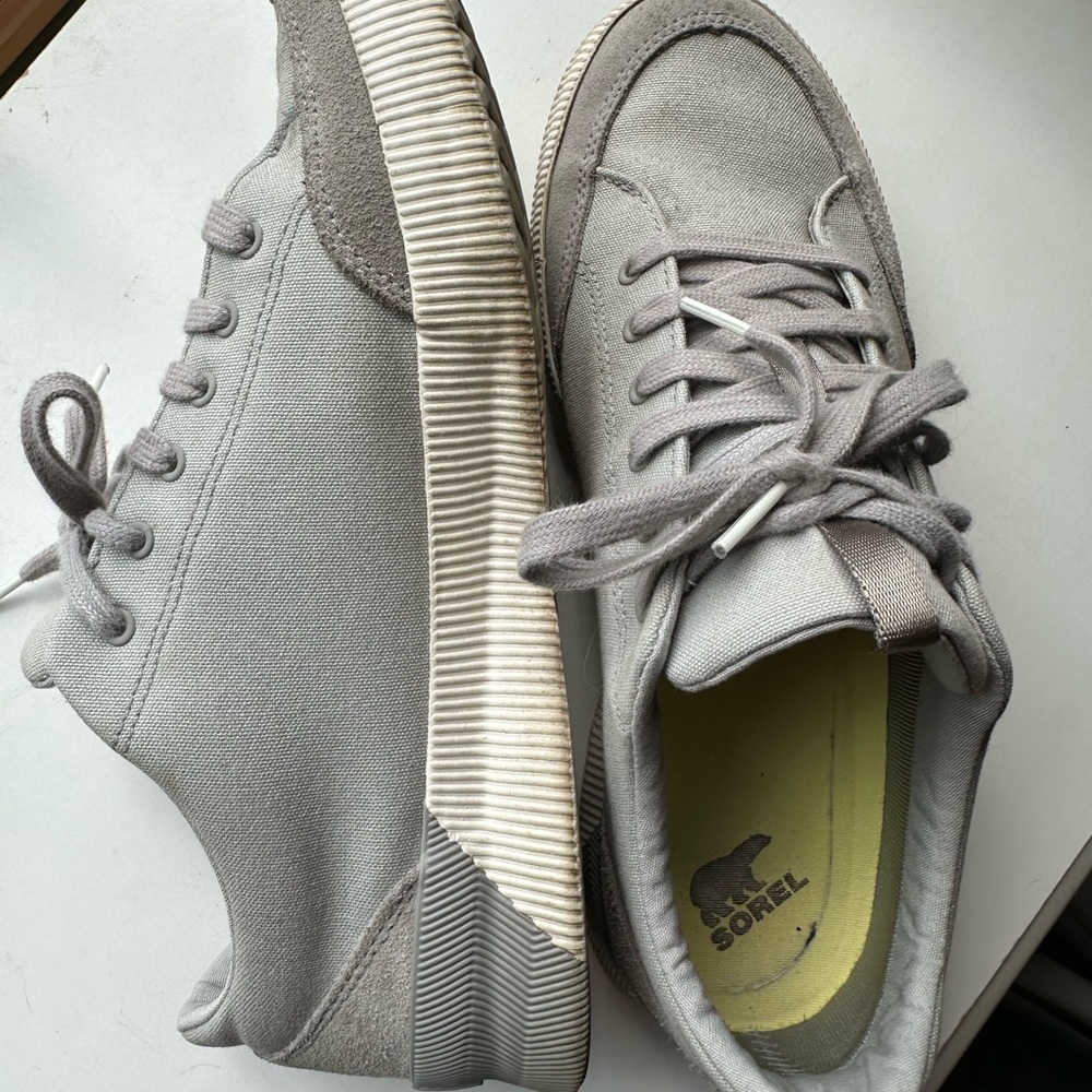 Sorel Gray Minimalist Low-Top Sneakers size 11 - Picture 4 of 6